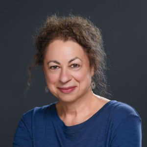 Photo of Elizabeth Poliner