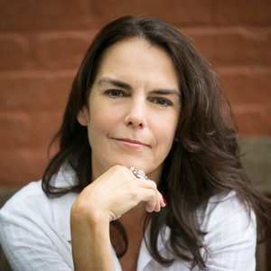 Photo of Jennifer Cody Epstein