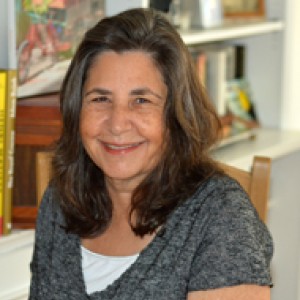 Photo of Andrea Simon