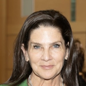 Photo of Liz Hirsh Naftali
